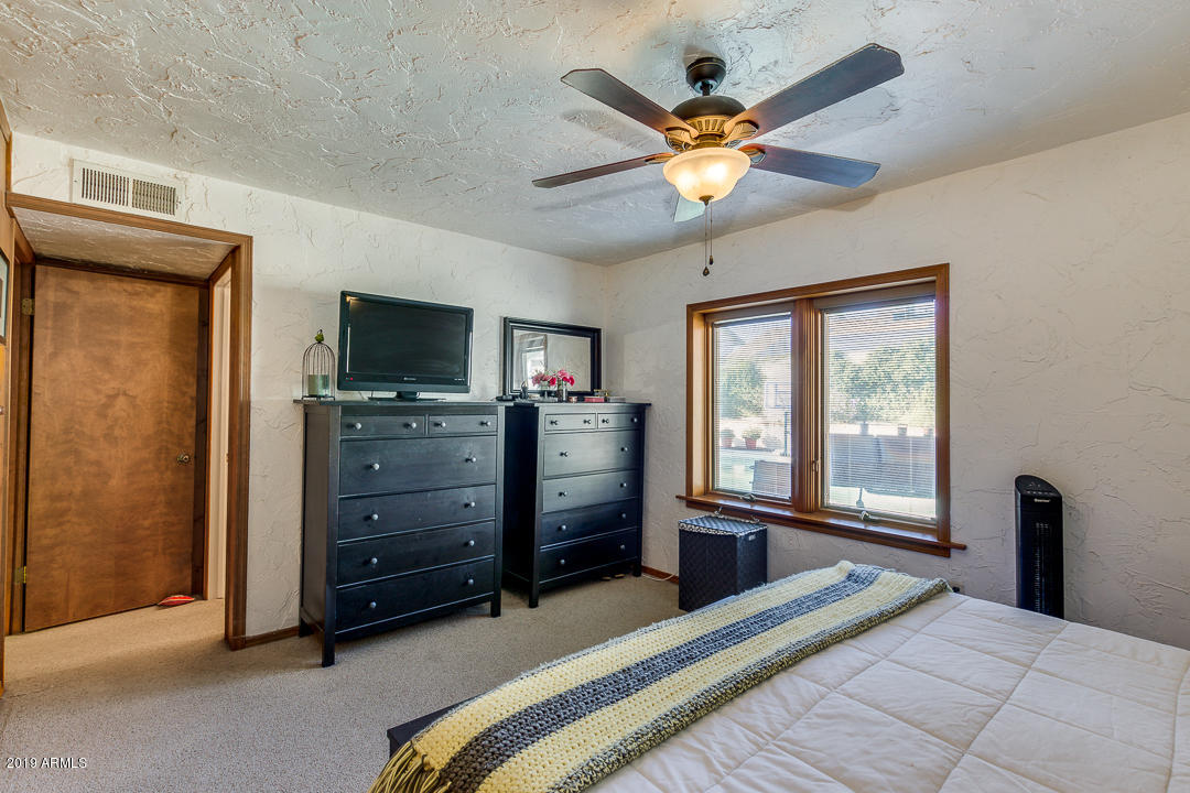 4234 West Redfield Road Phoenix, AZ 85053 - Photo 19 of 32 21- Redfield