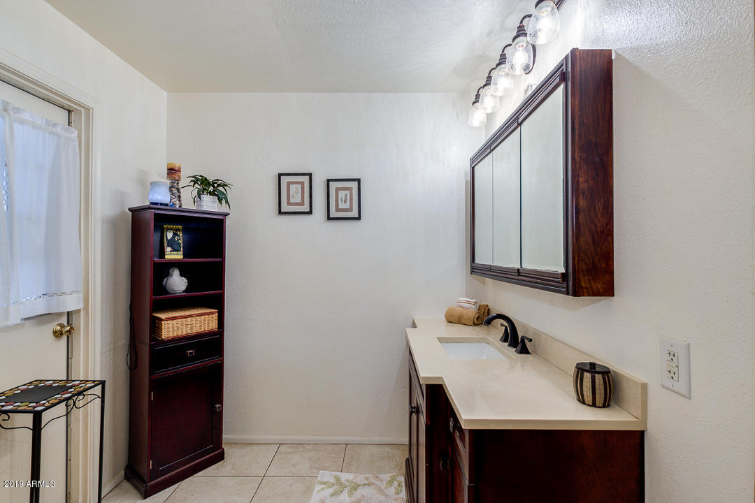 4234 West Redfield Road Phoenix, AZ 85053 - Photo 21 of 32 23- Redfield
