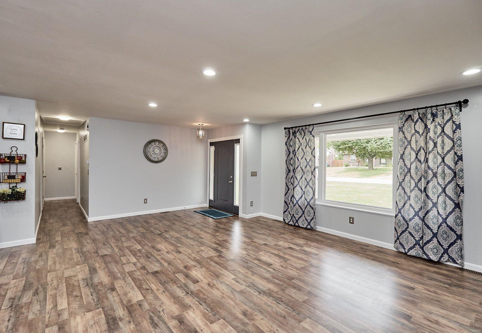 16 Pines Drive St. Peters, MO 63376 - Photo 7 of 35