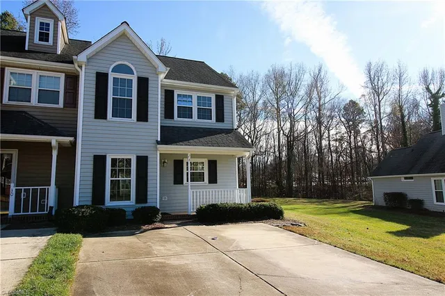 $1,800 | 28 Cedar Knoll Drive, Greensboro, NC 27407