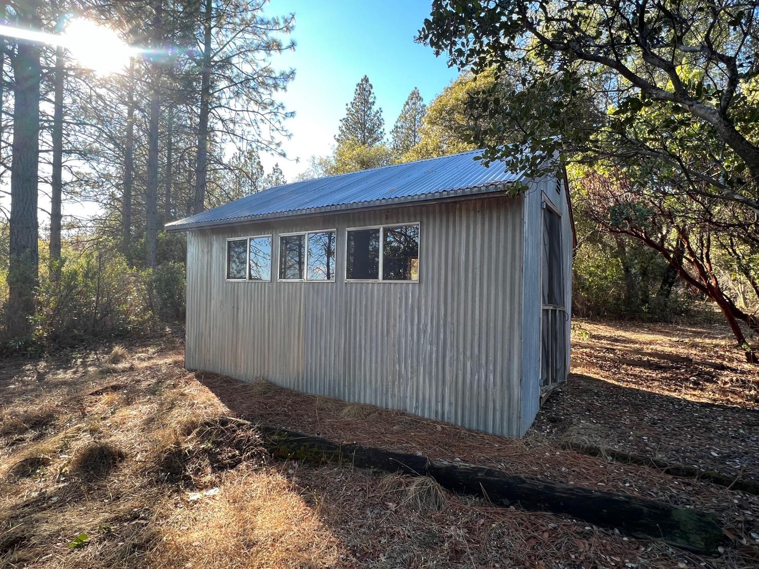 15375 Cliff Road Nevada City, CA 95959 - Photo 8 of 9