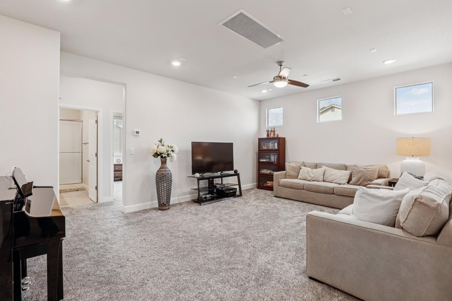 2823 Broken Bit Lane Rocklin, CA 95765 - Photo 27 of 40