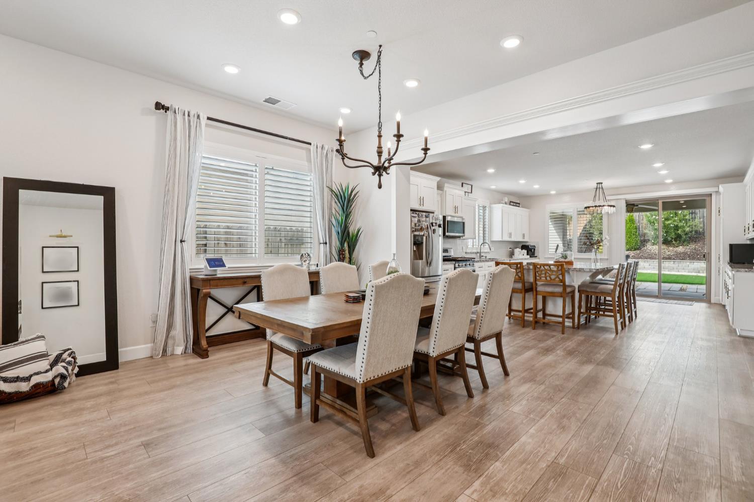 2823 Broken Bit Lane Rocklin, CA 95765 - Photo 8 of 40