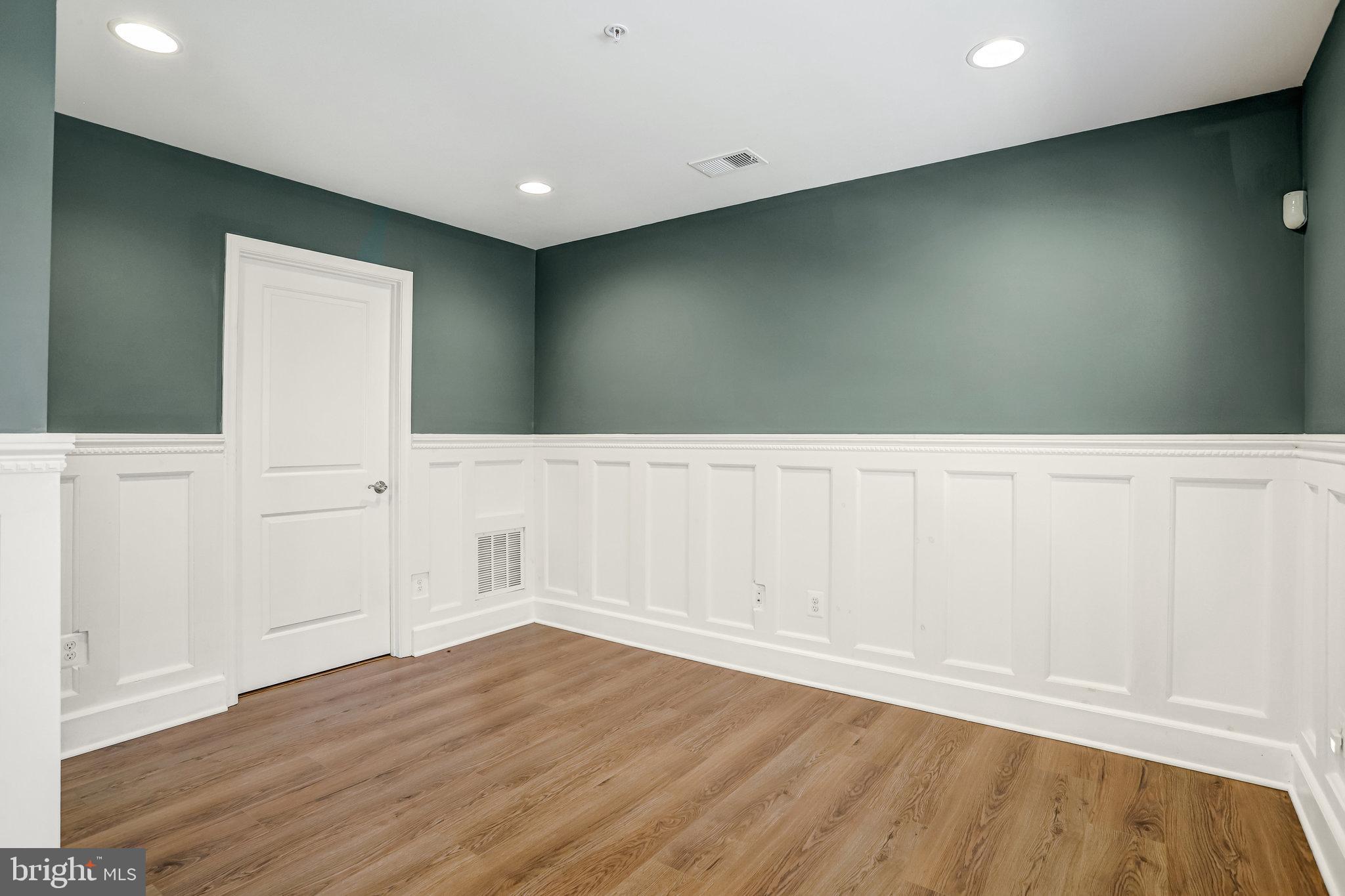 2908 Pinebrook Road Landover, MD 20785 - Photo 7 of 48