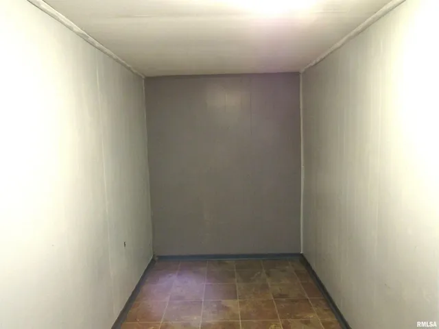 $25,000 | 643 East Polk Street, Cuba, IL 61427