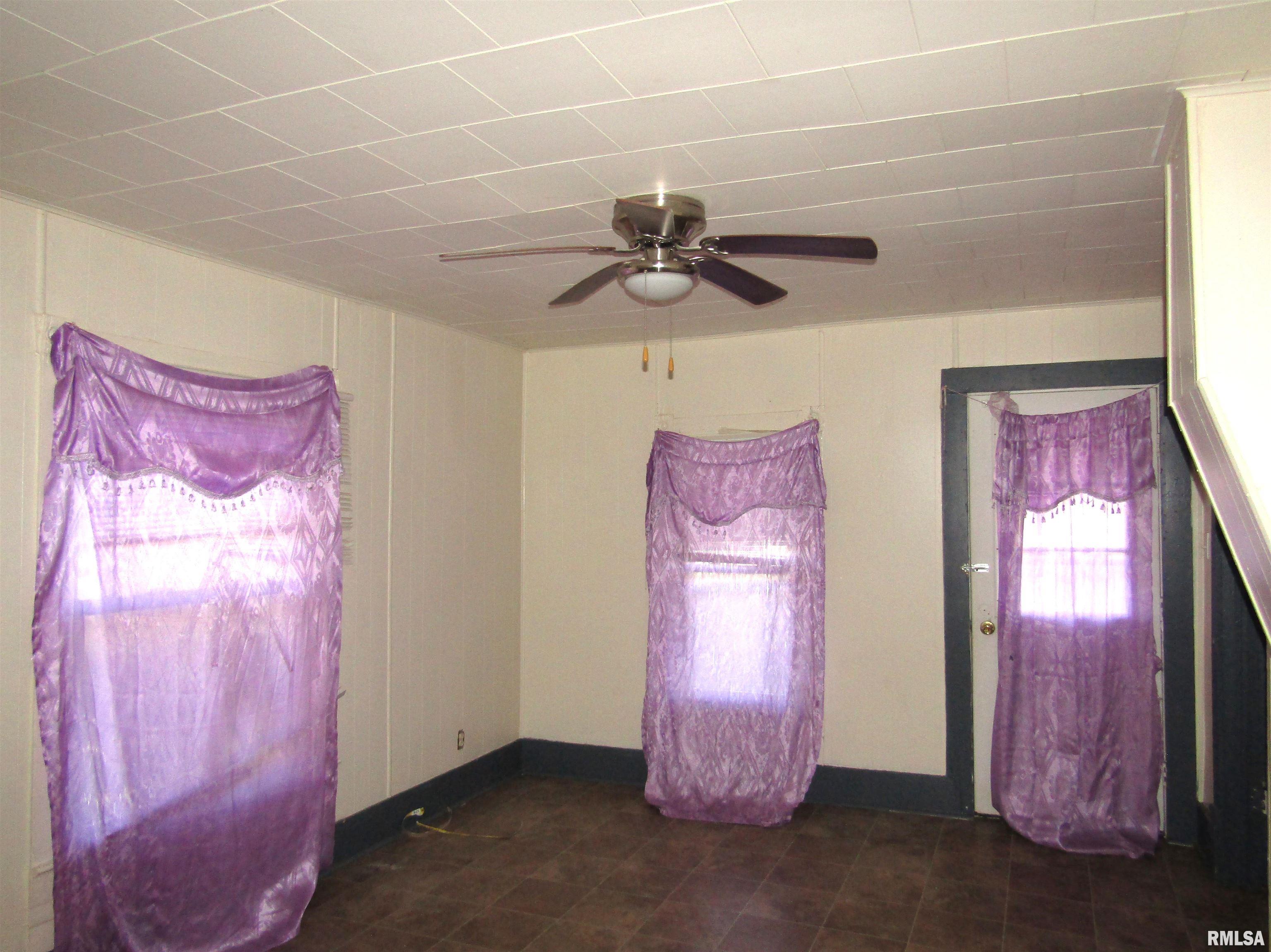 643 East Polk Street Cuba, IL 61427 - Photo 19 of 32