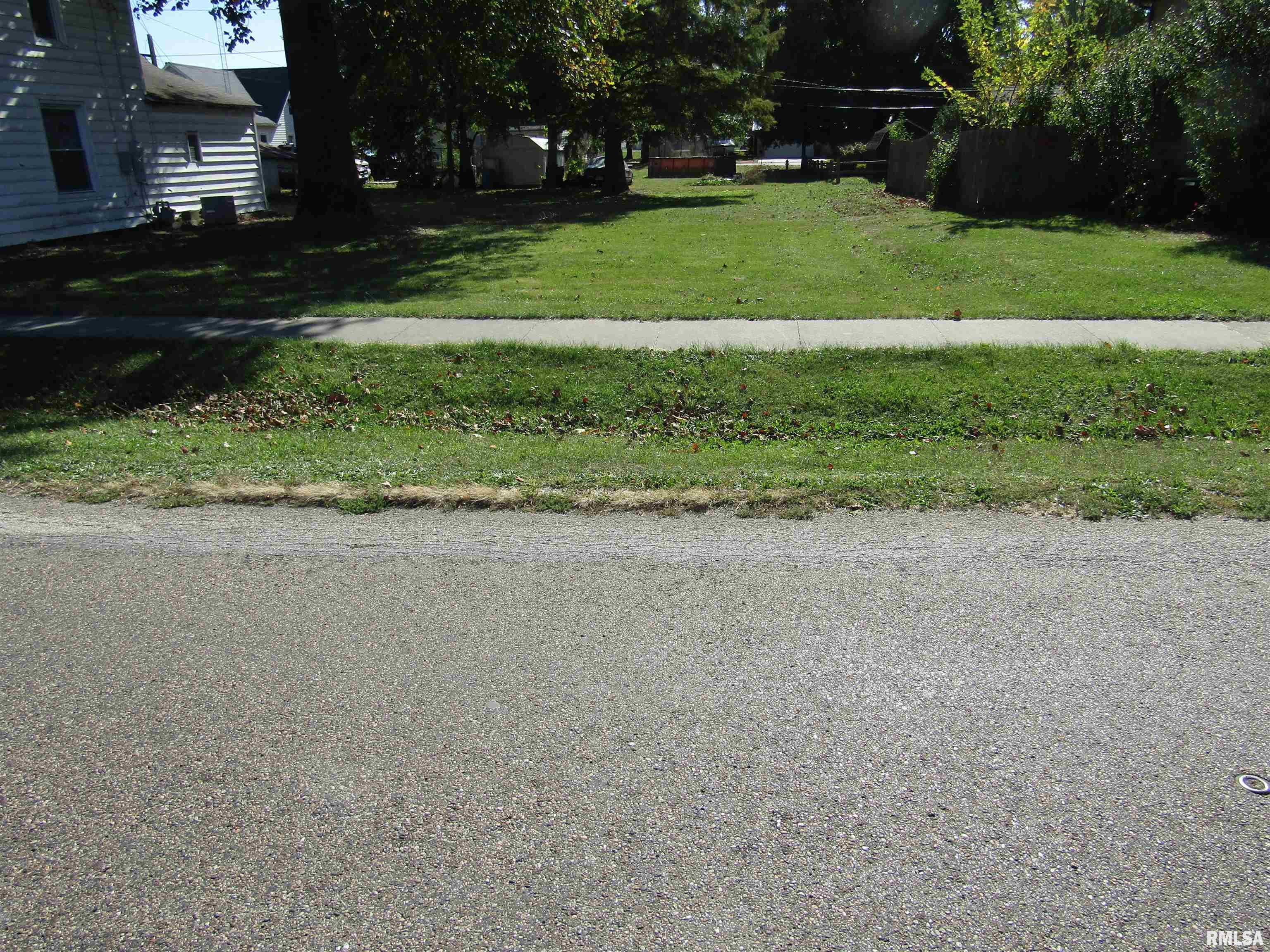 643 East Polk Street Cuba, IL 61427 - Photo 10 of 32