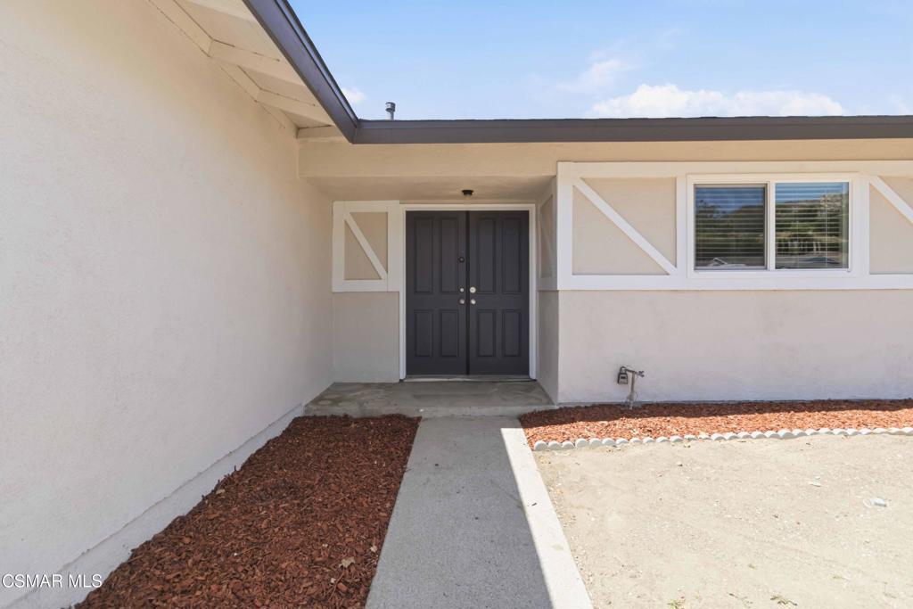5735 Katherine Street Simi Valley, CA 93063 - Photo 7 of 30