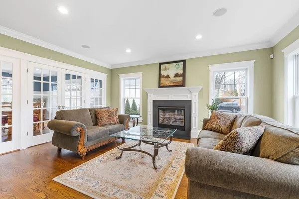$2,595,000 | 14 Rockwood Lane, Needham, MA 02492