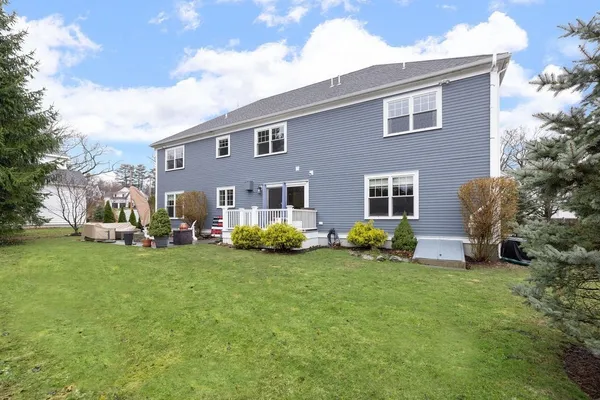 $2,595,000 | 14 Rockwood Lane, Needham, MA 02492