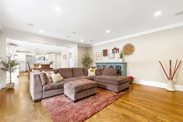 $2,595,000 | 14 Rockwood Lane, Needham, MA 02492