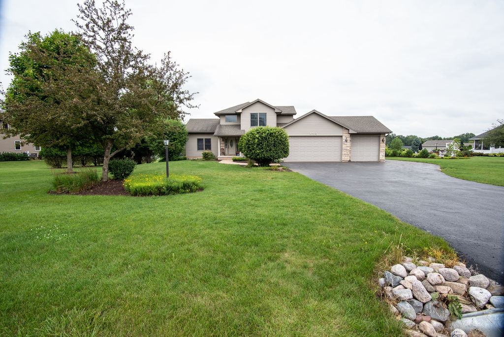 8709 South Rood Road Kingston, IL 60145 - Photo 1 of 25