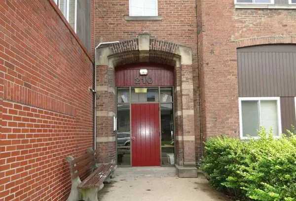 $775 | 210 5th Avenue, Unit 16, Elizabeth, PA 15037