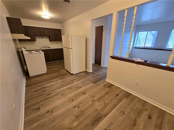 $775 | 210 5th Avenue, Unit 16, Elizabeth, PA 15037