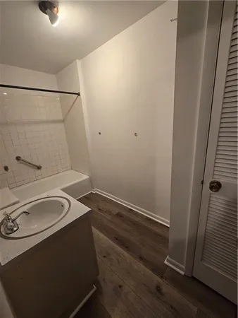 $775 | 210 5th Avenue, Unit 16, Elizabeth, PA 15037