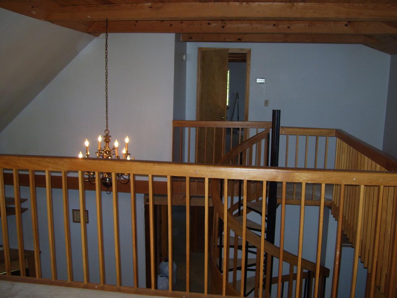 9247 Pike Road Montvale, VA 24122 - Photo 8 of 10 loft