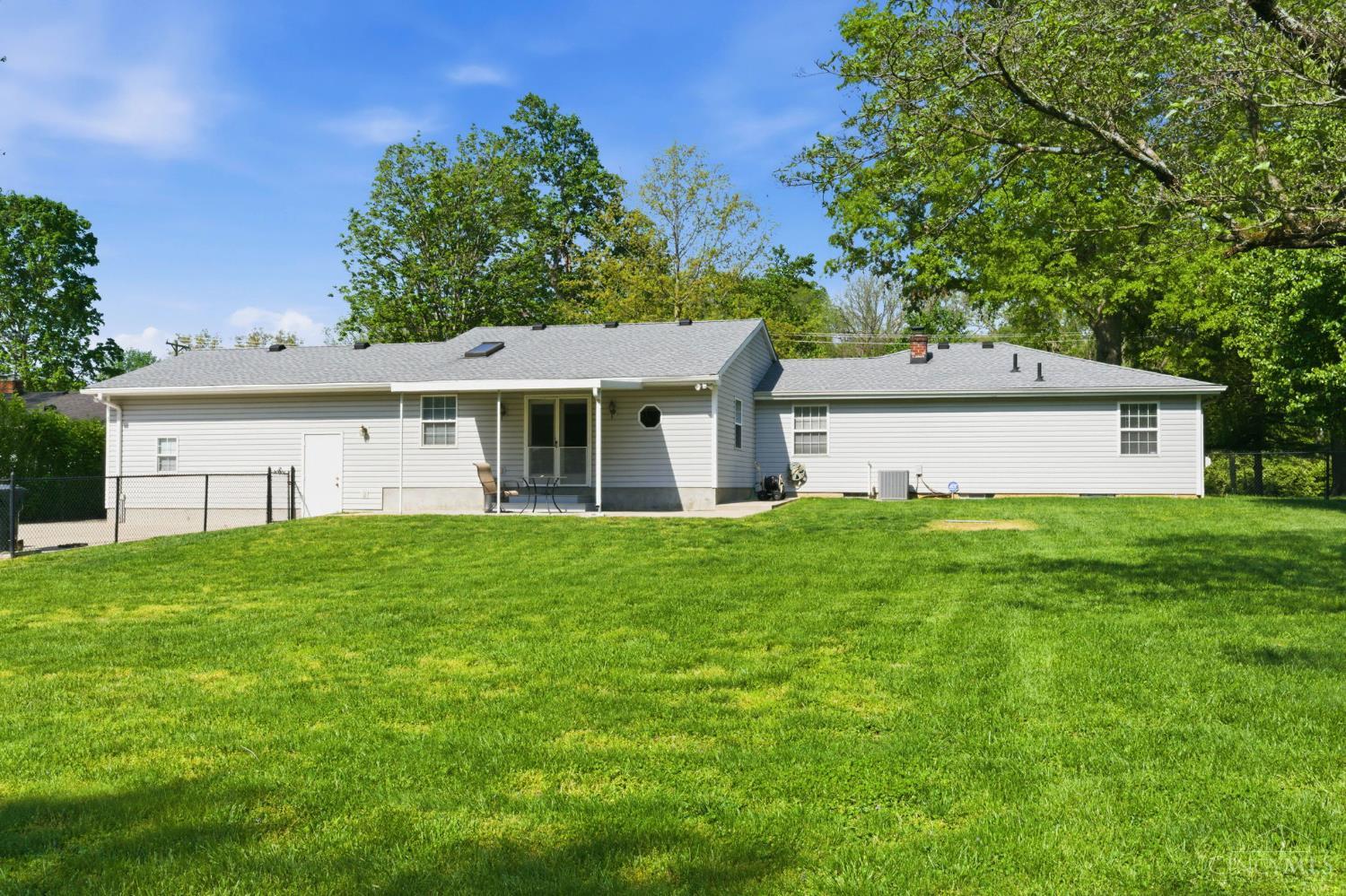 10692 Fallis Road Loveland, OH 45140 - Photo 7 of 40