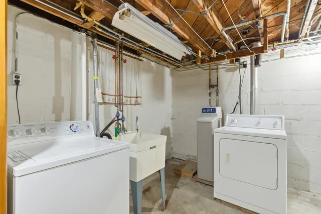 $315,000 | 3304 Yukon Avenue South, St. Louis Park, MN 55426