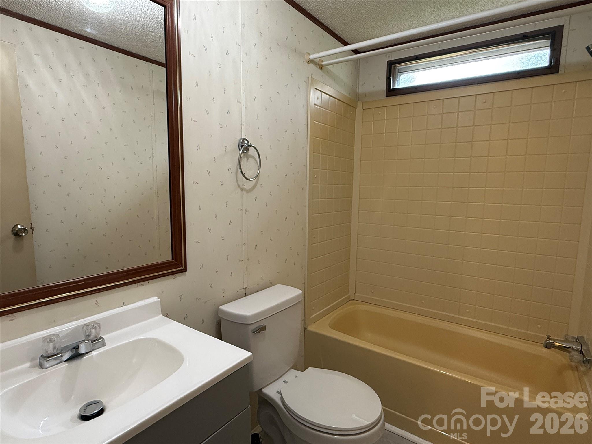 6409 Glenn Teague Road Charlotte, NC 28216 - Photo 8 of 10