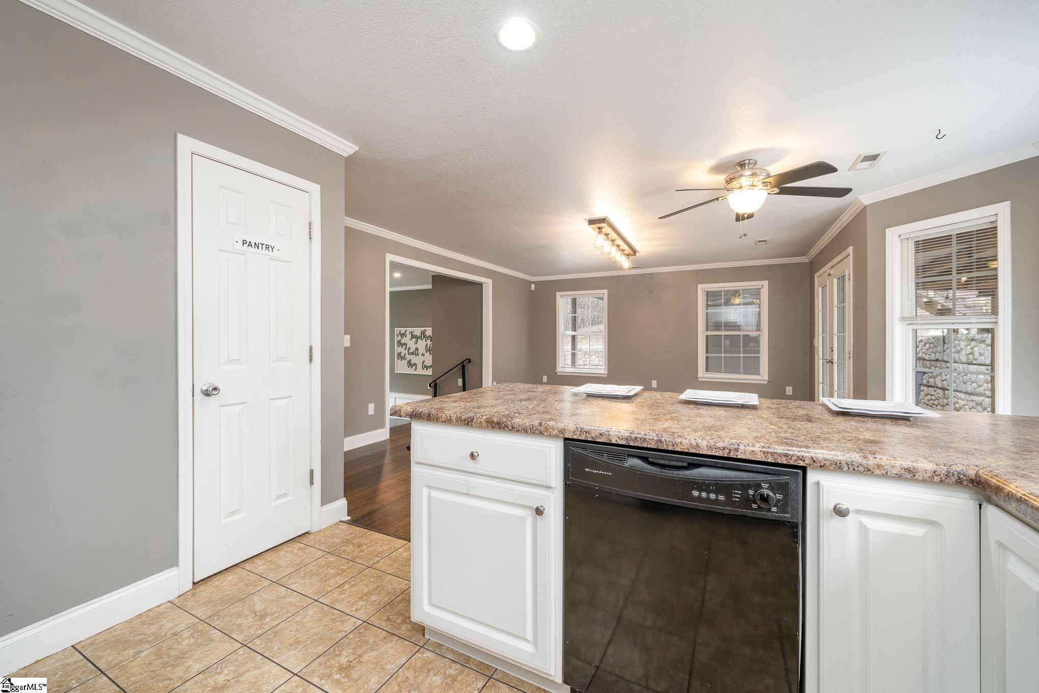 106 Packridge Road Taylors, SC 29687 - Photo 10 of 31