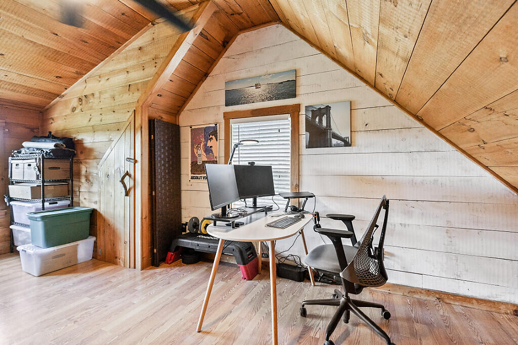 325 Molunkus Road Cornville, ME 04976 - Photo 25 of 44 Loft