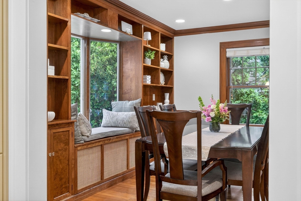 40 Arborough Road Boston, MA 02131 - Photo 11 of 36