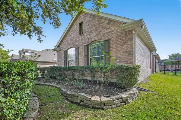 $4,500 | 99 Buck Trail Place, Spring, TX 77389