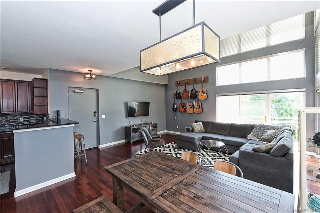 609 Raphael Place Charlotte, NC 28205 - Photo 15 of 36 a living room with furniture and a window