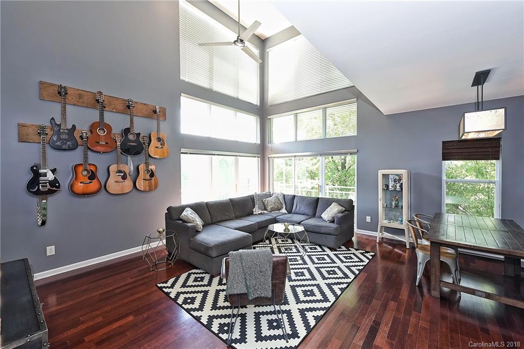 609 Raphael Place Charlotte, NC 28205 - Photo 4 of 36 a living room with furniture and a window