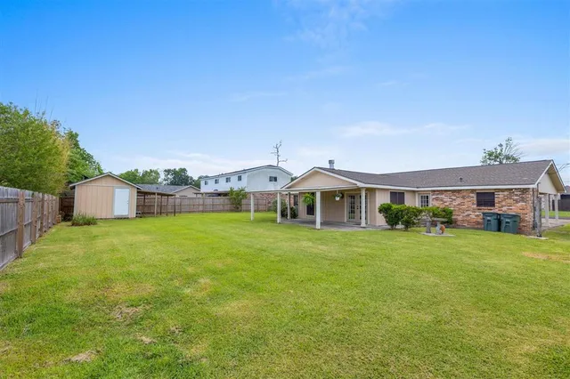 $235,000 | 3605 East Whispering Woods Drive, Lake Charles, LA 70605