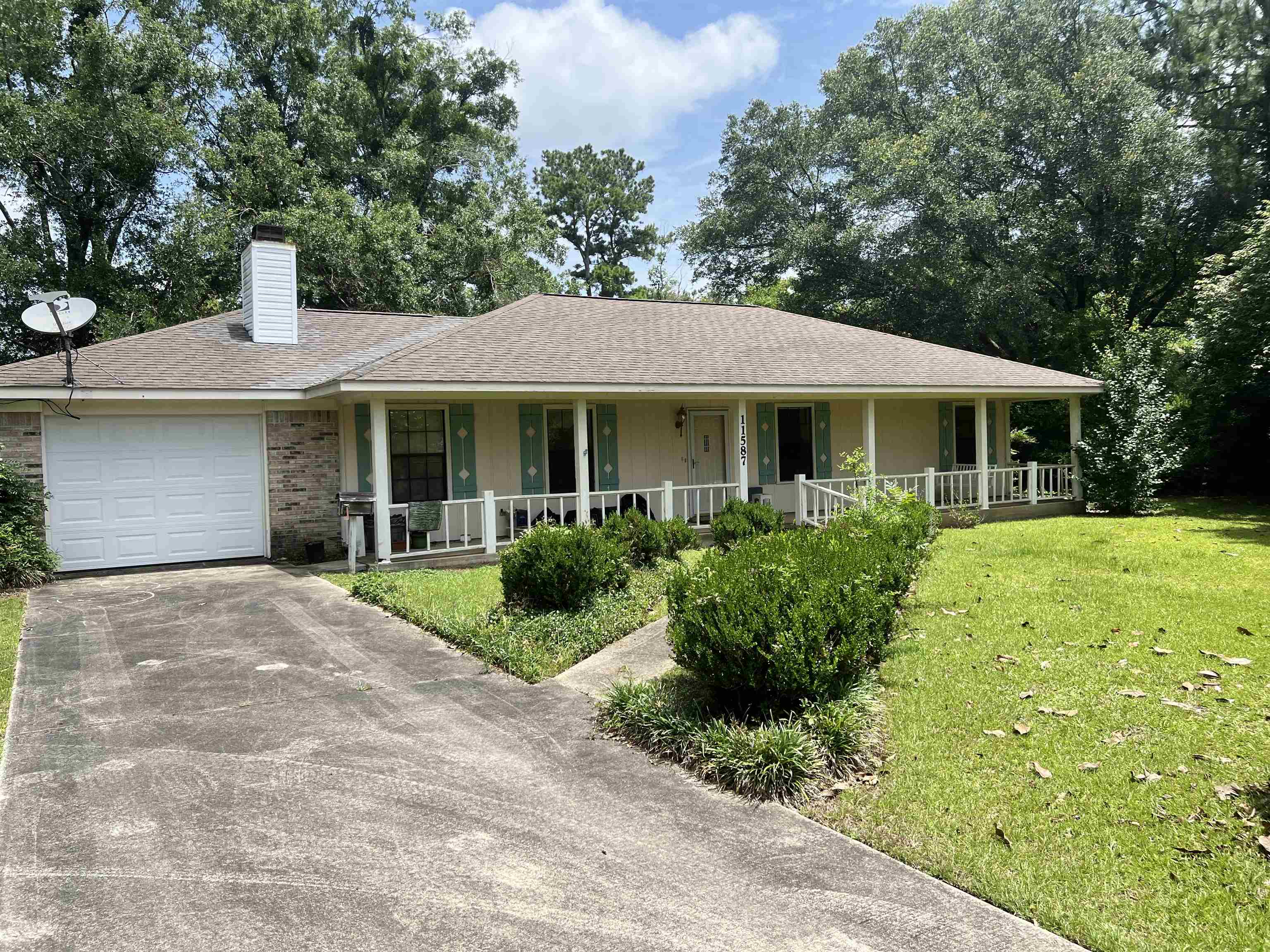 11587 Champion Road Fairhope, AL 36532 - Photo 1 of 2