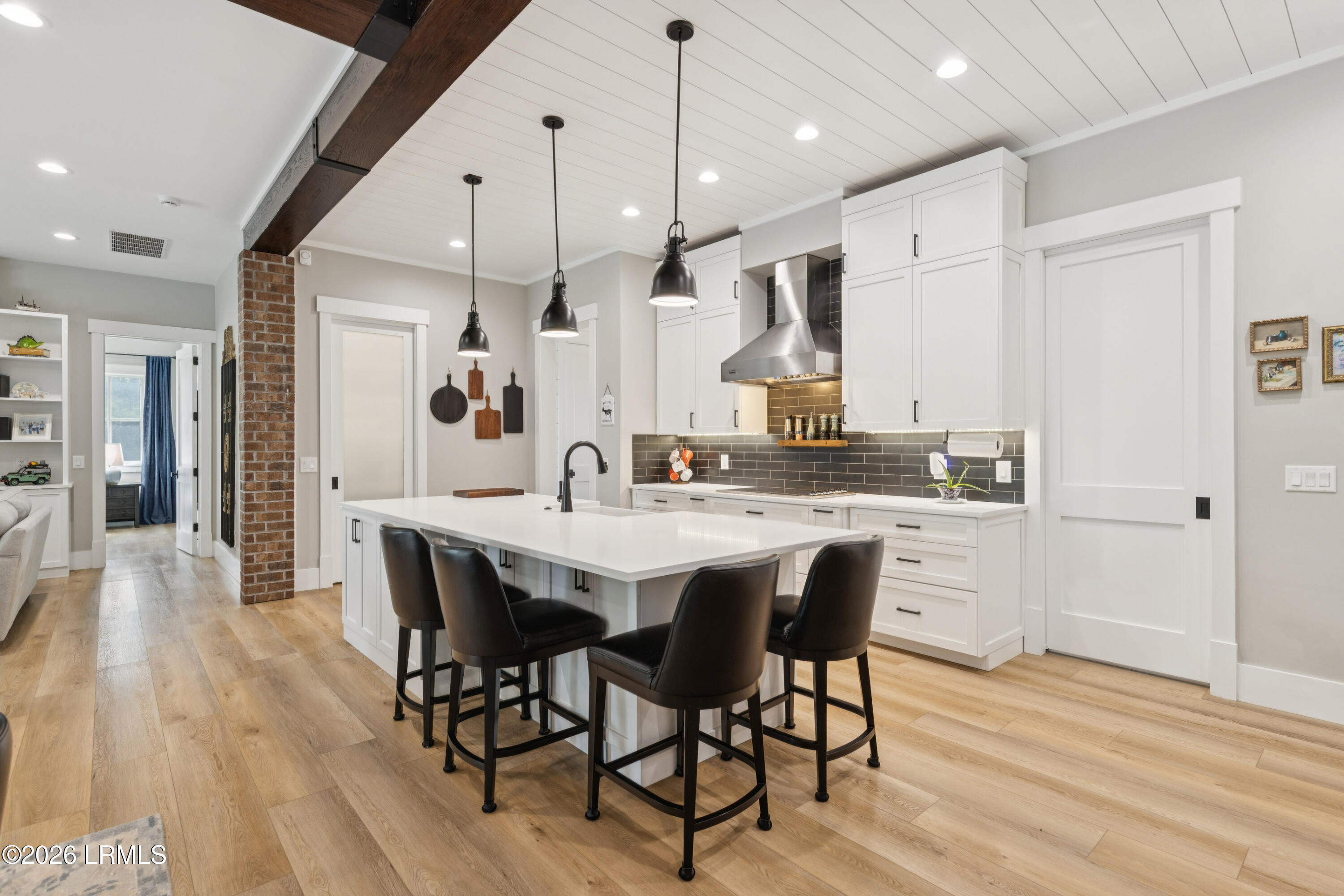 219 Jonesville Road Hilton Head Island, SC 29926 - Photo 18 of 72 217JonesvilleRd-IslandHouseMedia-0049