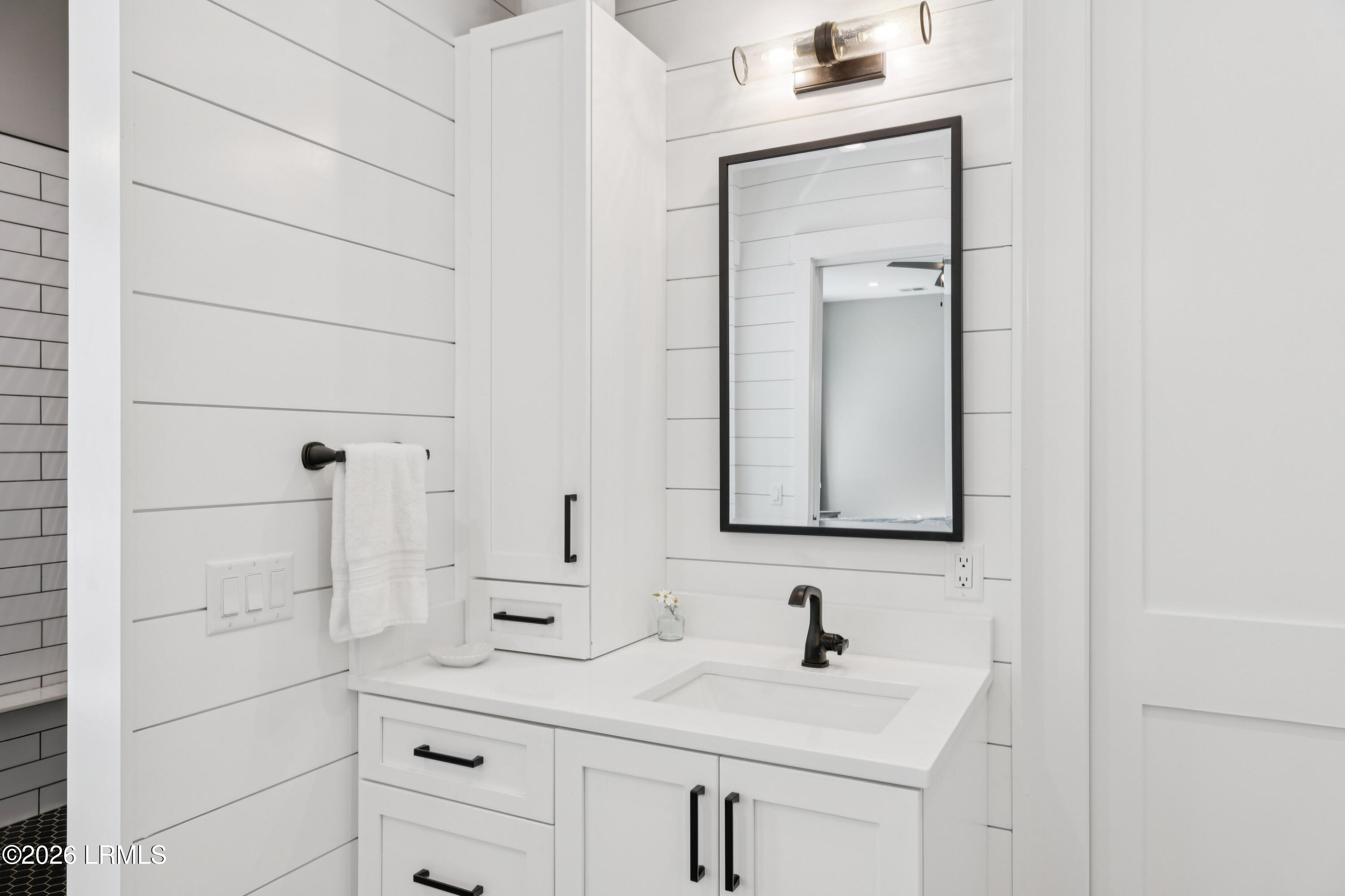 219 Jonesville Road Hilton Head Island, SC 29926 - Photo 29 of 72 217JonesvilleRd-IslandHouseMedia-0070