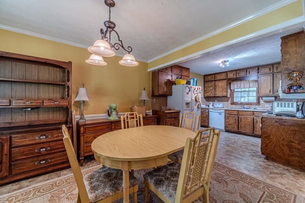 2737 Camp Mitchell Road Loganville, GA 30052 - Photo 15 of 45