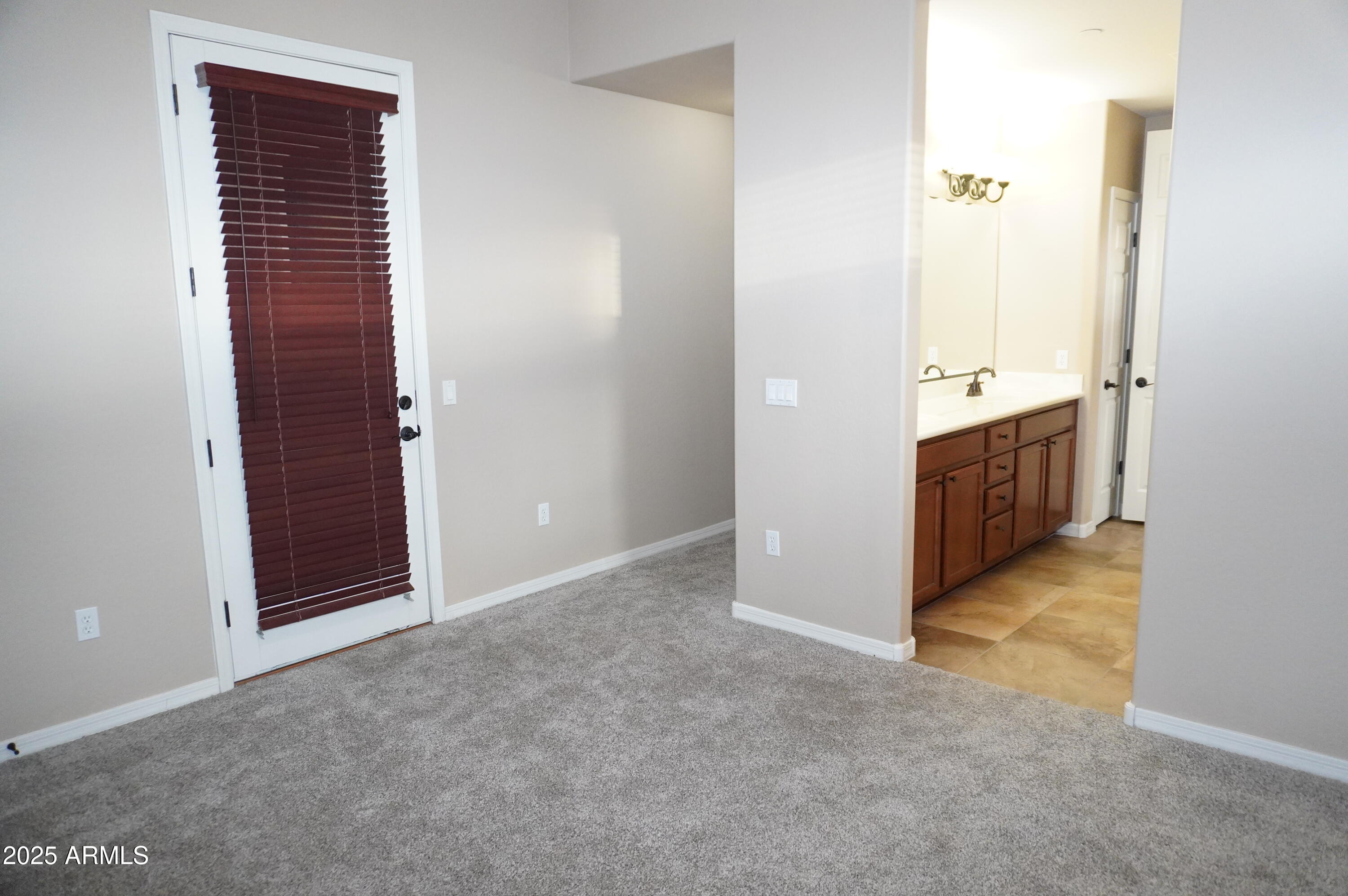 3330 South Gilbert Road, Unit 2010 Chandler, AZ 85286 - Photo 15 of 25 DSC01386