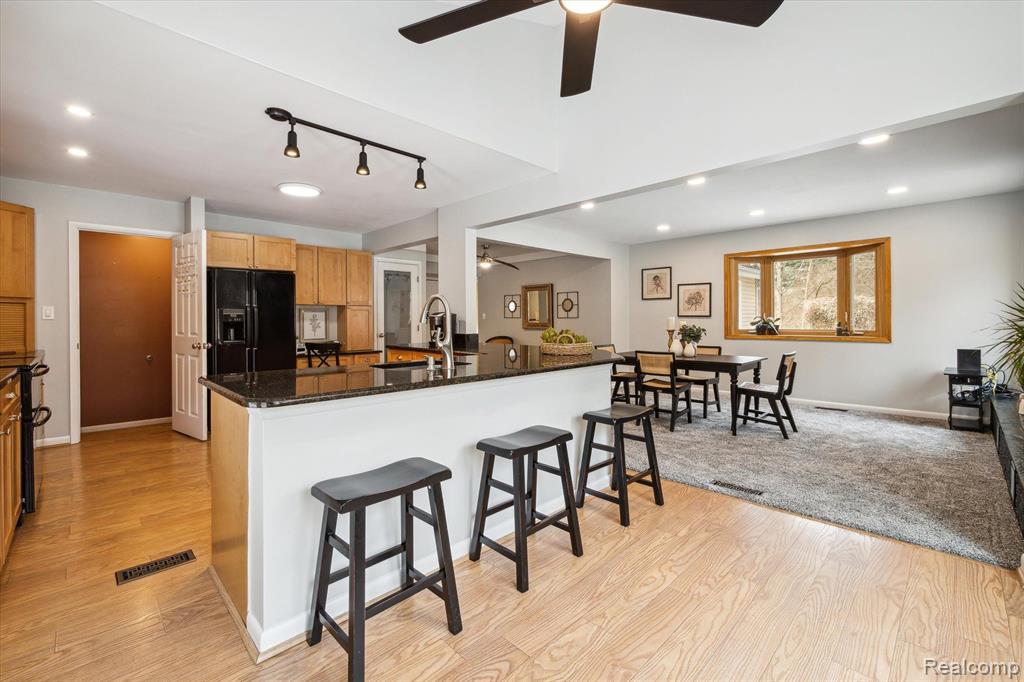 3258 Sexton Road Howell, MI 48843 - Photo 3 of 77
