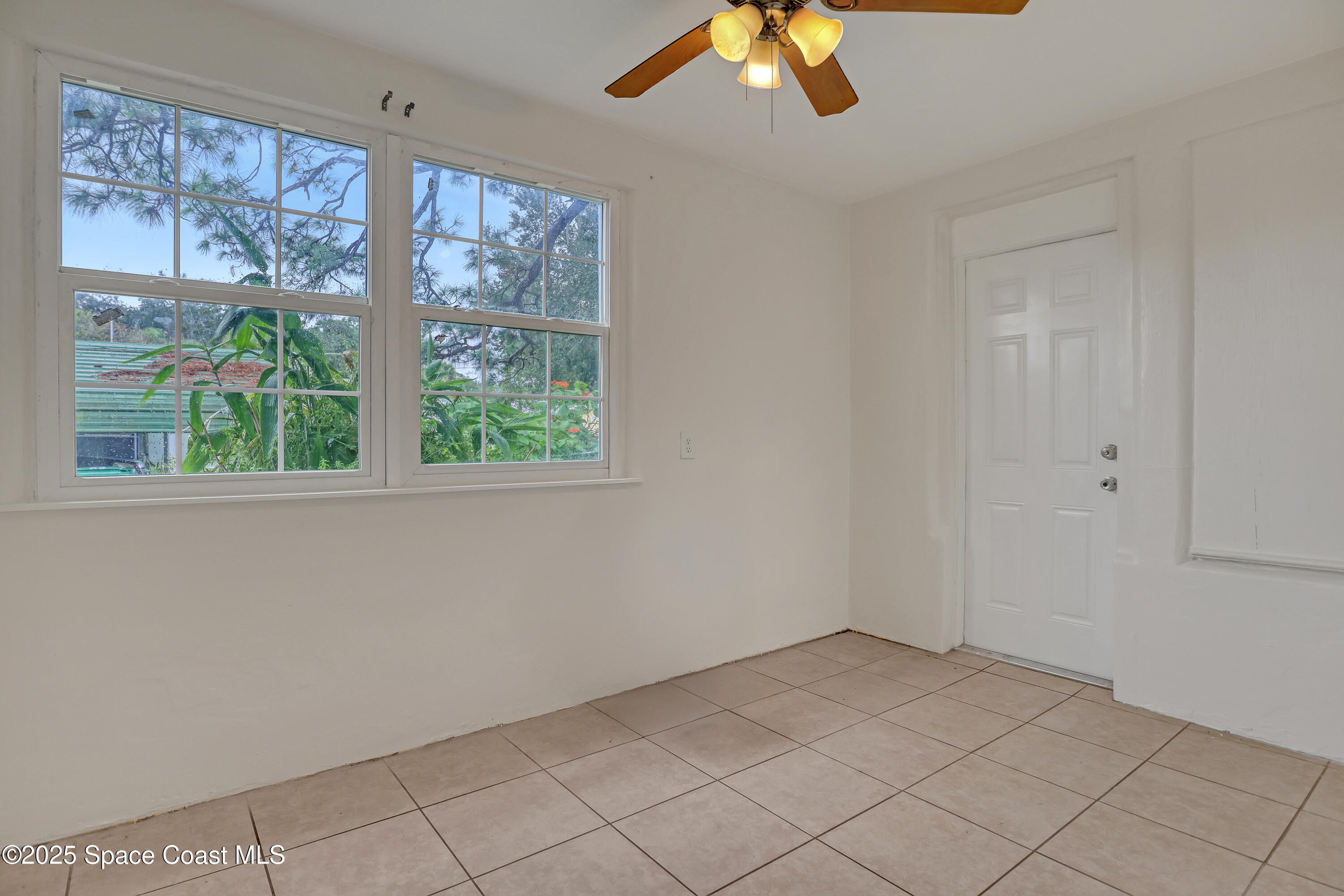 208 Capron Road Cocoa, FL 32927 - Photo 4 of 40 208 Capron (18)