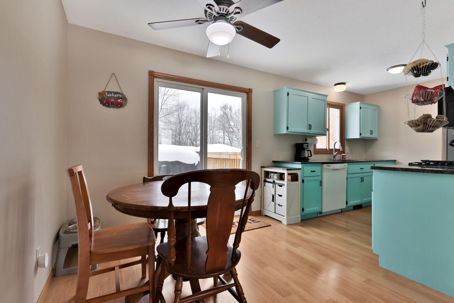 30125 Ridgewood Avenue Shafer, MN 55074 - Photo 7 of 28