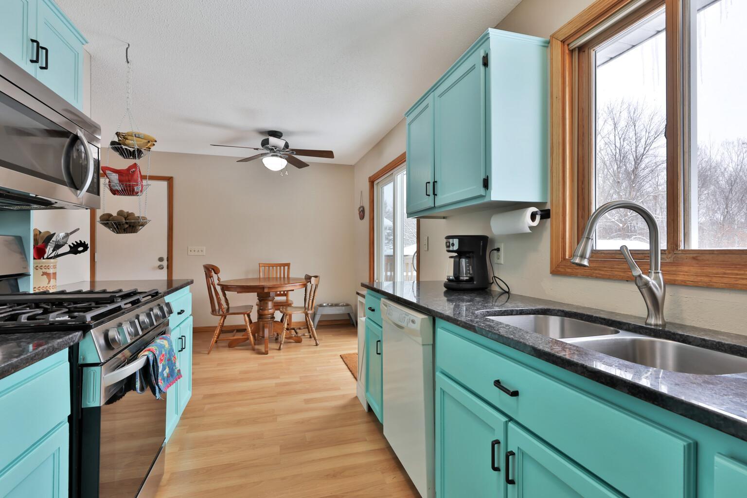 30125 Ridgewood Avenue Shafer, MN 55074 - Photo 9 of 28