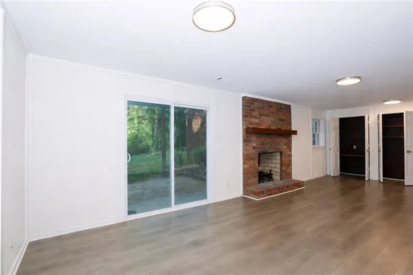 $3,350 | 105 Whispering Way Northeast, Sandy Springs, GA 30328