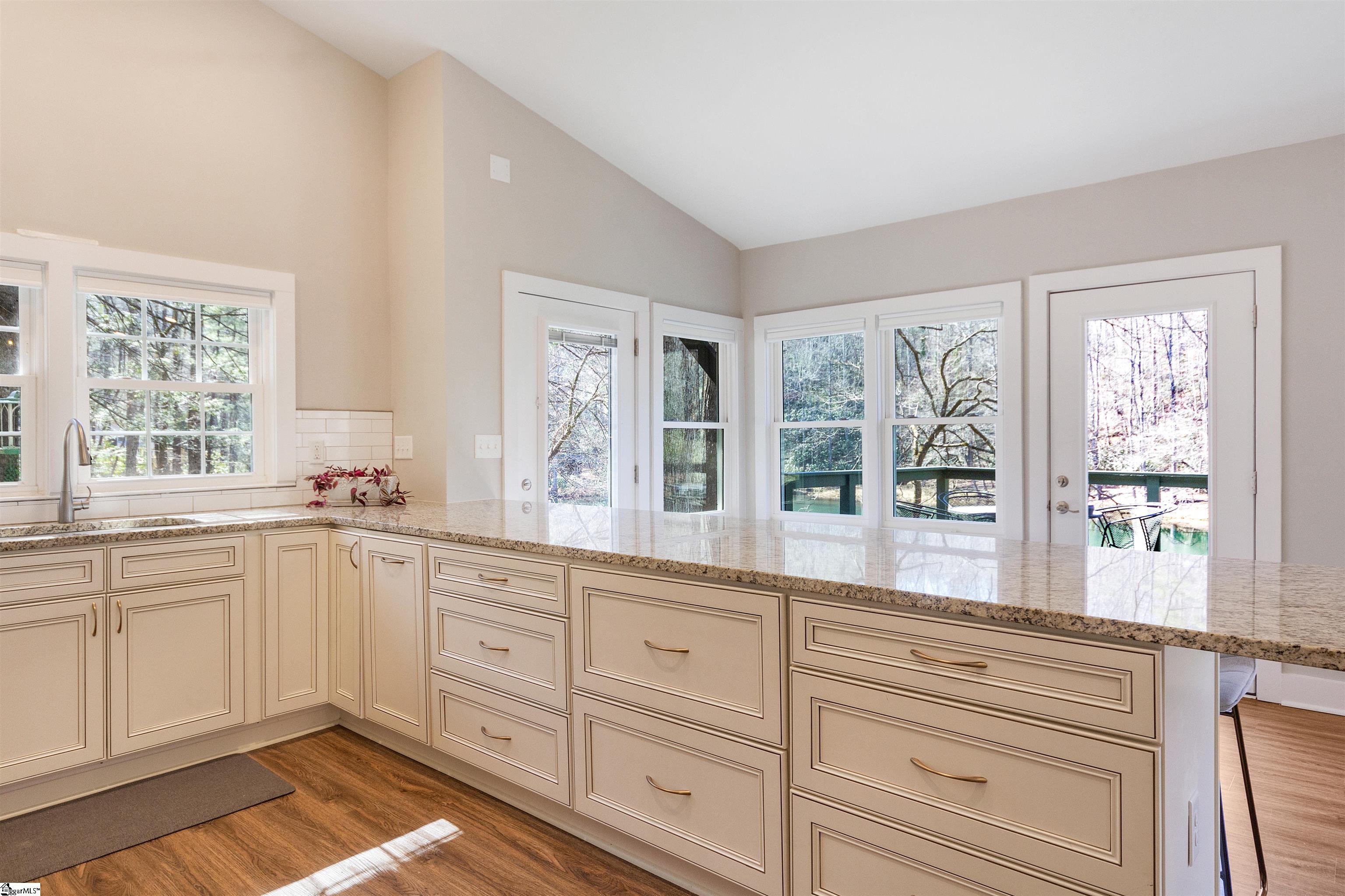 253 Pinnacle Lake Road Marietta, SC 29661 - Photo 3 of 24