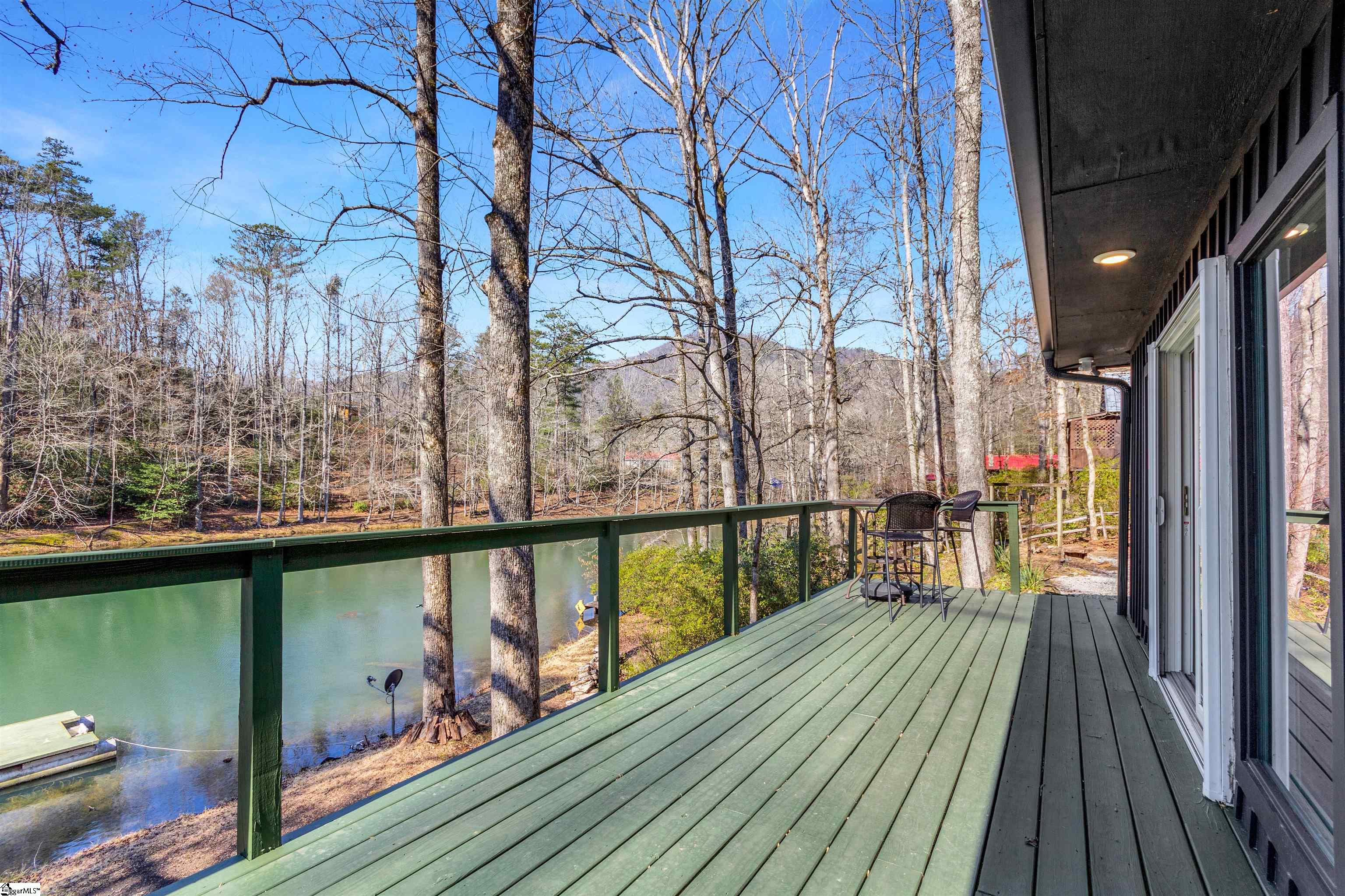 253 Pinnacle Lake Road Marietta, SC 29661 - Photo 5 of 24