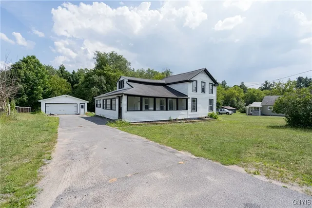 $2,100 | 29538 Maple Street, Le Ray, NY 13612