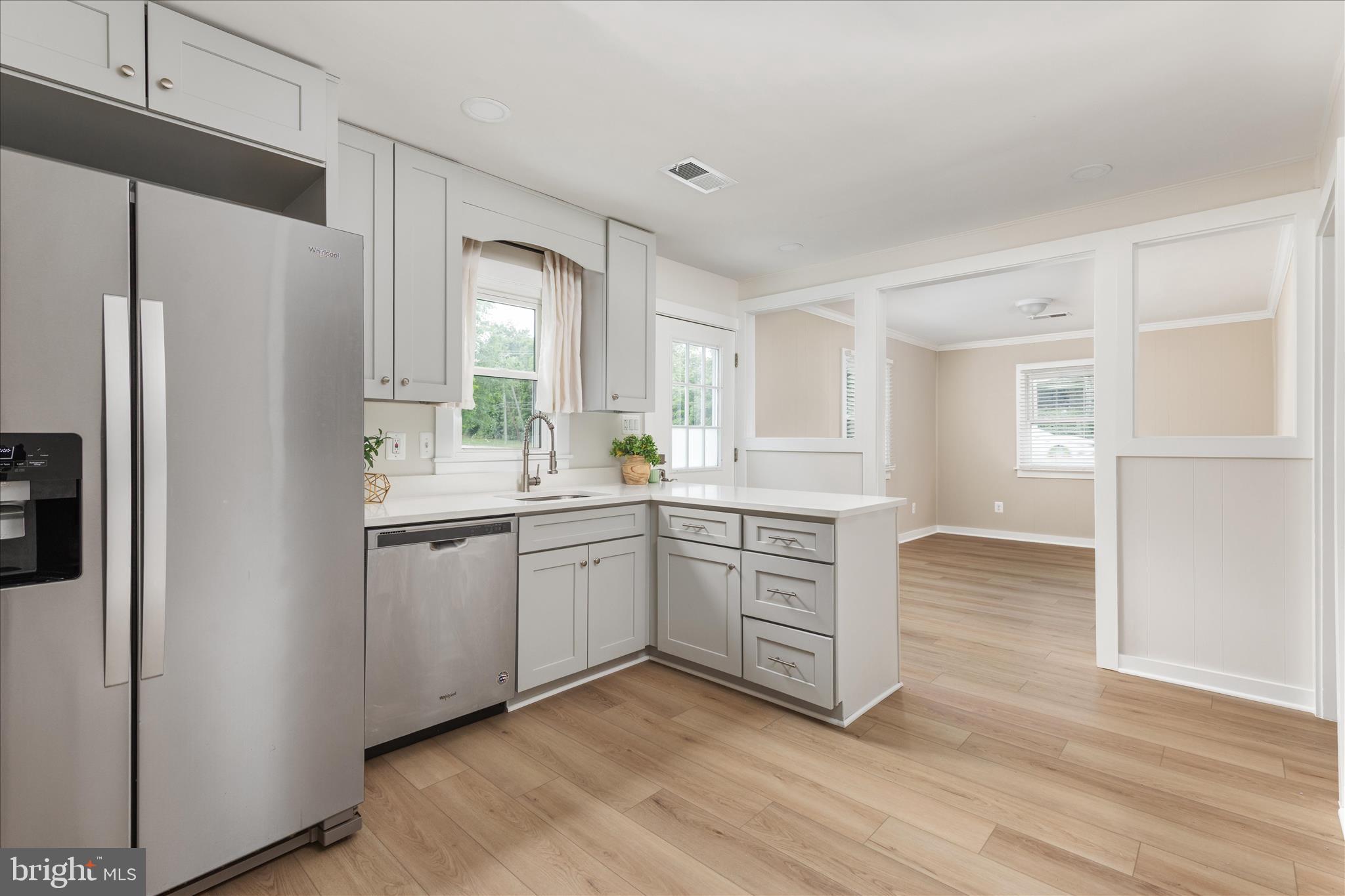 14013 Glenkirk Road Gainesville, VA 20155 - Photo 7 of 42