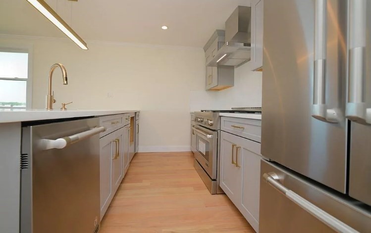 14 Seagull Road, Unit 1 Quincy, MA 02169 - Photo 4 of 26 Gallery Image 4