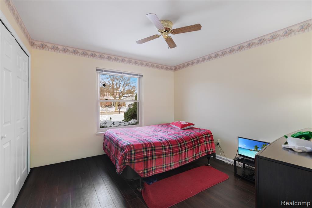 43529 Oakbrook Road Canton, MI 48187 - Photo 21 of 28 Gallery Image 21