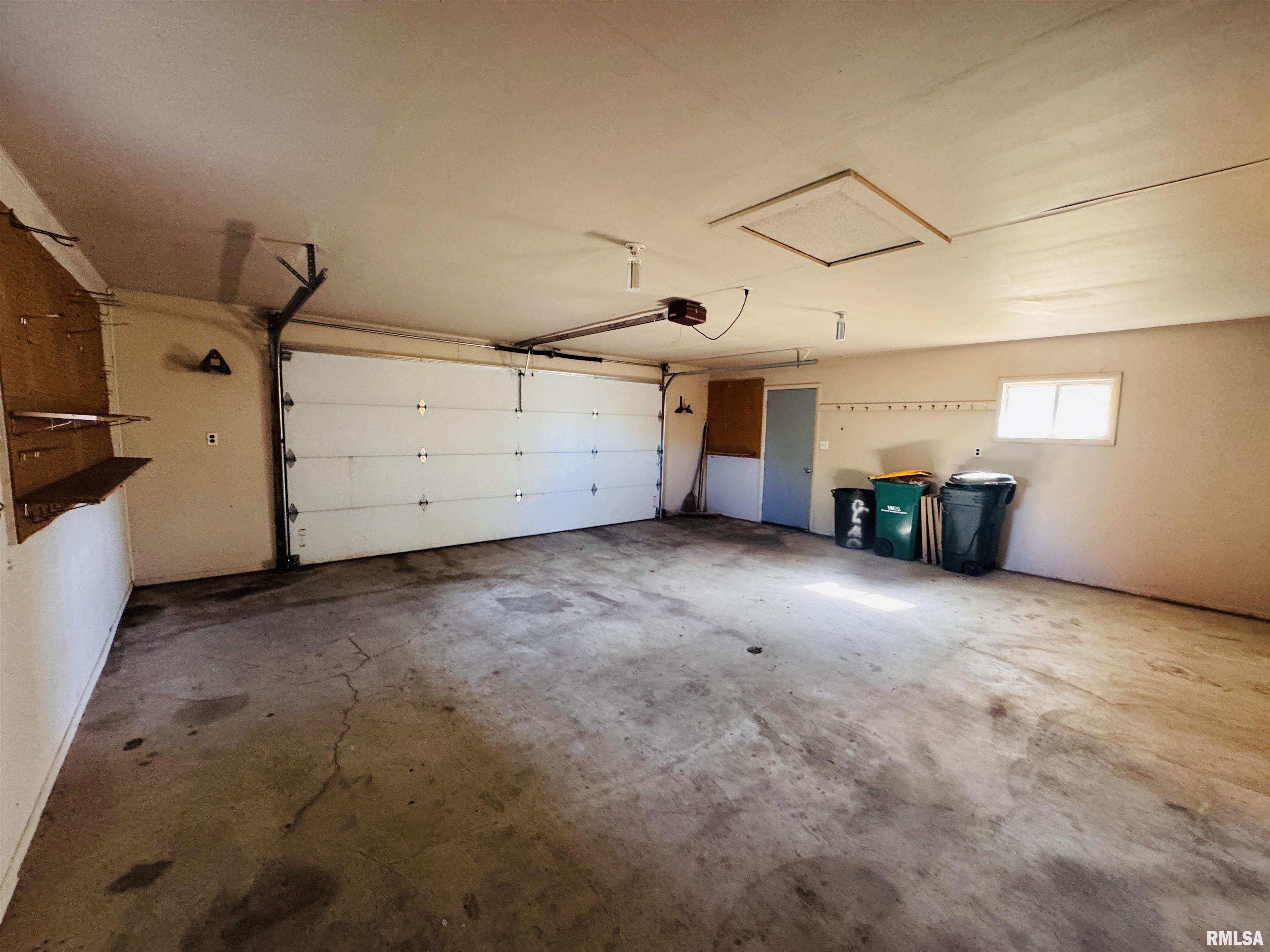 21 Bricker Circle Avon, IL 61415 - Photo 17 of 28