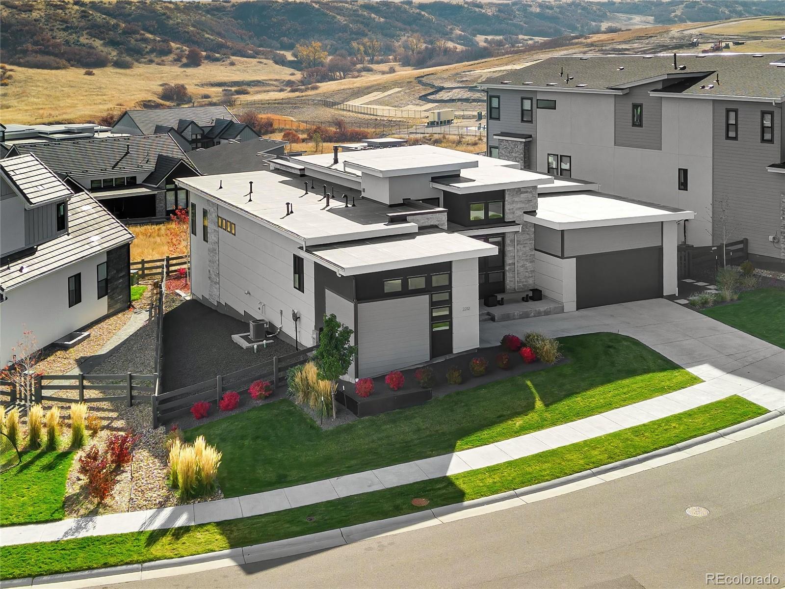 2212 Rim Ridge Drive Castle Pines, CO 80108 - Photo 4 of 37