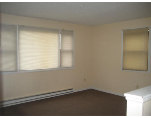 70-72 Cherry Street Springfield, MA 01105 - Photo 3 of 6