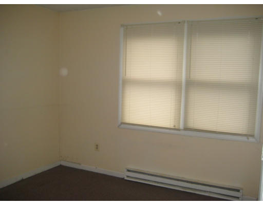 70-72 Cherry Street Springfield, MA 01105 - Photo 5 of 6